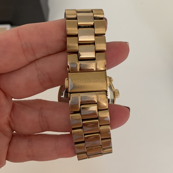 Used Michael Kors Women\'s MK5055 Runway Chronograph Watch
